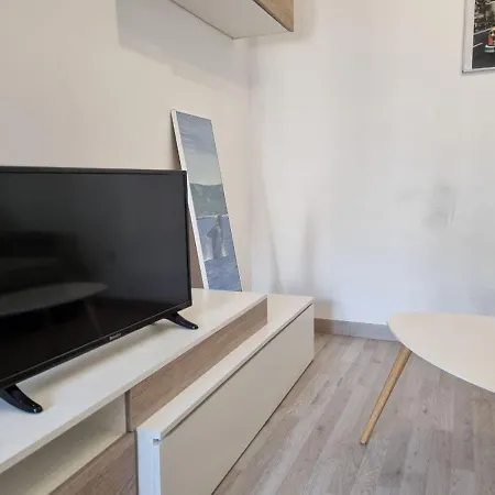 103a Moderno 2 Appartement