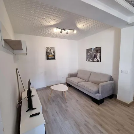 103a Moderno 2 * Gijón